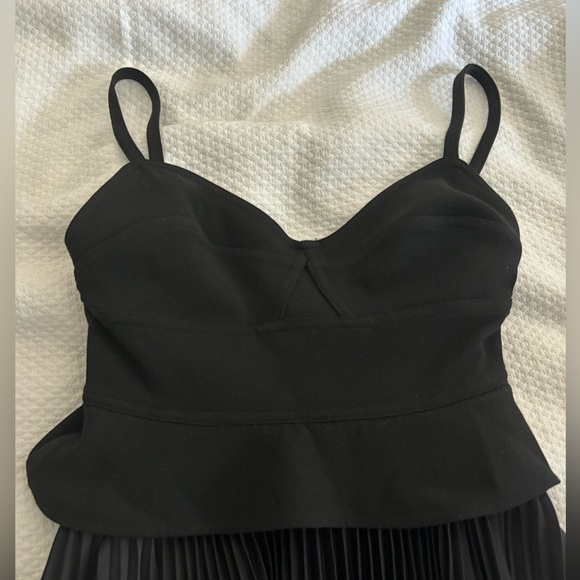 ALC Black Dress with Pleated Skirt & Belt - Picture 6 of 7